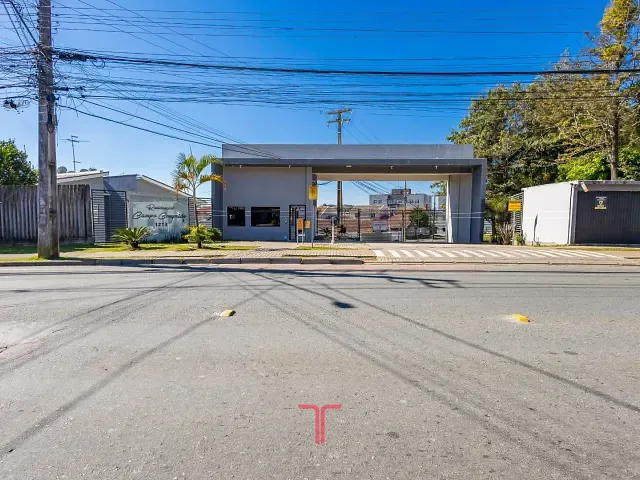 Casa com 90m² 3 quartos e 1 banheiro, à venda, no bairro Cidade Industrial em Curitiba