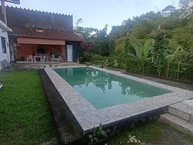 Casa com 360m² 3 quartos e 4 banheiros, à venda, no bairro Quinta Mariana em Guapimirim