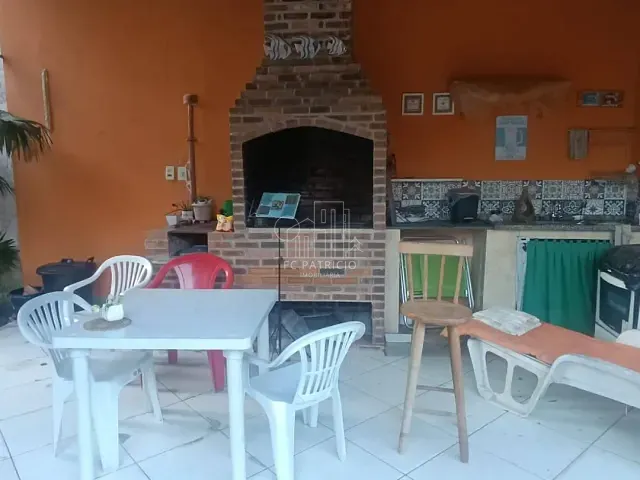 Casa com 360m² 3 quartos e 4 banheiros, à venda, no bairro Quinta Mariana em Guapimirim