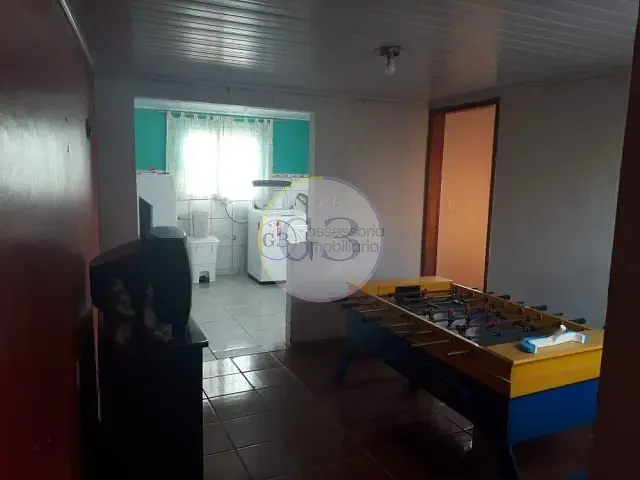 Casa 2 quartos e 2 banheiros, à venda, no bairro Areal em Pelotas