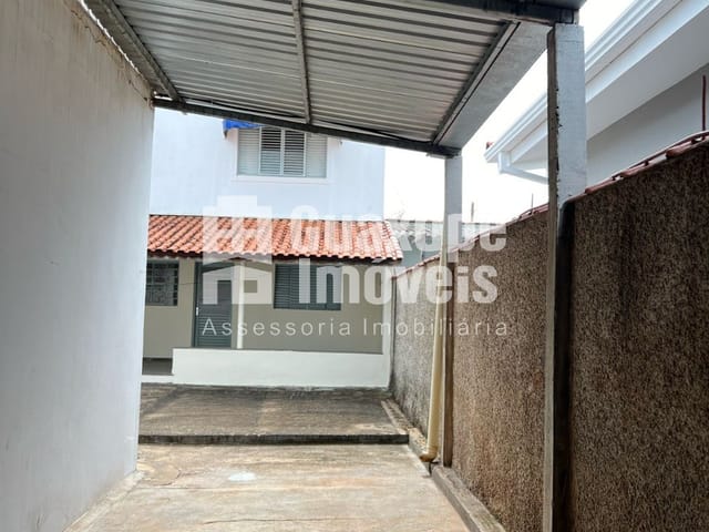 Foto do Casa - Casa residencial para Locação
Recreio dos Bandeirantes, Guaxupé
3 dormitórios sendo 1 suíte, 1 sala, 1 vaga | Guaxupé Imóveis Ltda