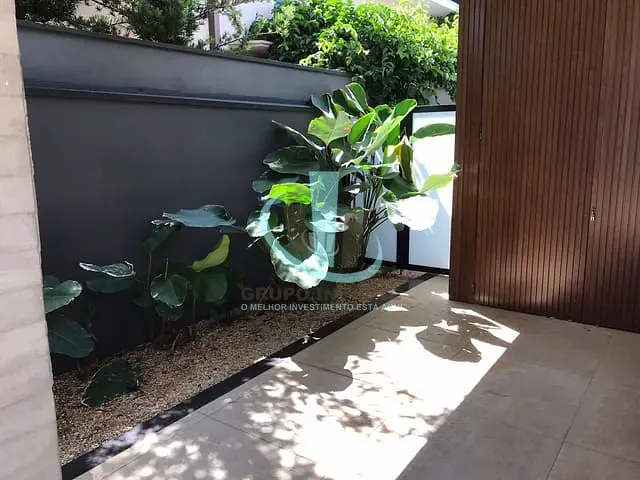 Casa com 644m² 4 quartos e 7 banheiros, à venda, no bairro RESIDENCIAL PORTAL DOS OITIS em ARARAQUARA