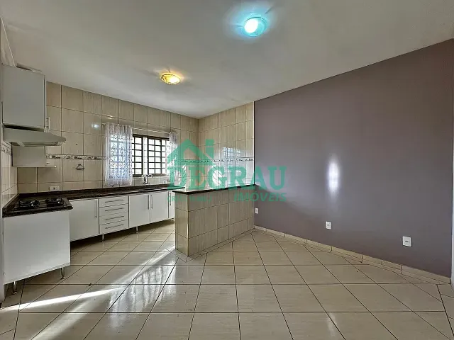 Casa 3 quartos e 1 banheiro, à venda, no bairro Parque Residencial Itapeva em Itapeva