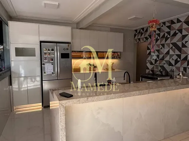 Casa 4 quartos e 5 banheiros, à venda, no bairro Quarenta Horas (Coqueiro) em Ananindeua