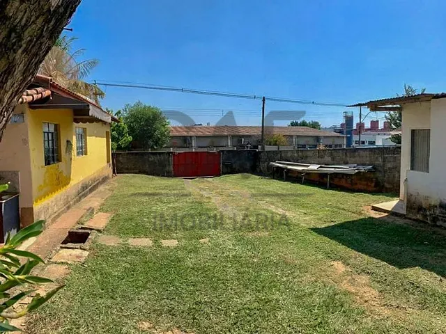 Casa com 1000m² 3 quartos e 2 banheiros, à venda, no bairro Dom Bosco em Jaguariúna