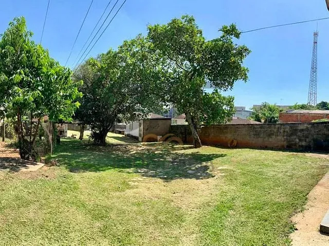 Casa com 1000m² 3 quartos e 2 banheiros, à venda, no bairro Dom Bosco em Jaguariúna