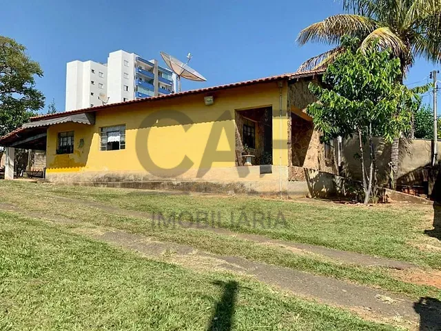 Casa com 1000m² 3 quartos e 2 banheiros, à venda, no bairro Dom Bosco em Jaguariúna