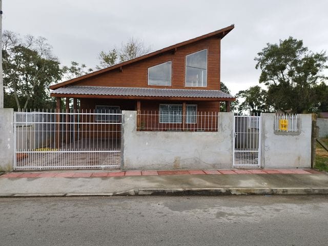 Casa com 347m² 4 quartos e 2 banheiros, à venda, no bairro Bela Vista em Palhoça