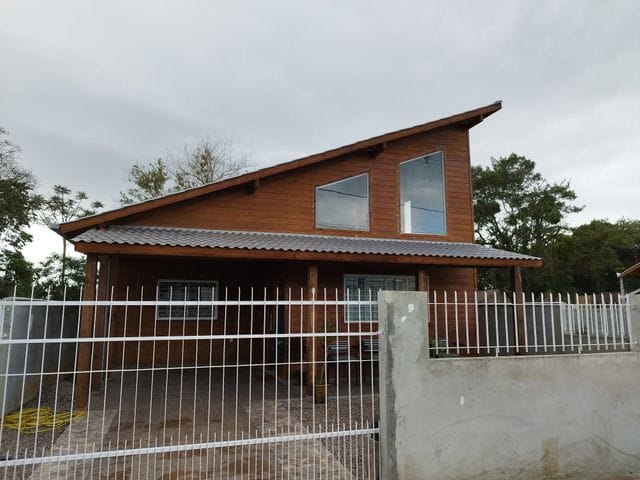 Casa com 347m² 4 quartos e 2 banheiros, à venda, no bairro Bela Vista em Palhoça