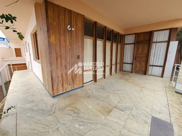 Casa com 710m² 5 quartos e 1 banheiro, à venda, no bairro Centro em Vitória da Conquista