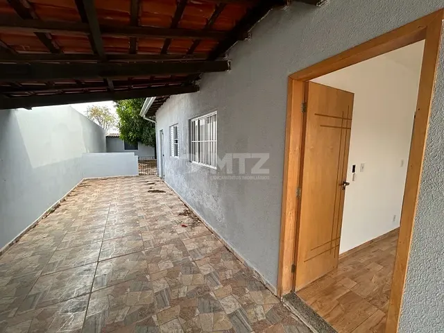 Casa com 280m² 2 quartos e 2 banheiros, à venda, no bairro Jardim Flamboyant em Botucatu