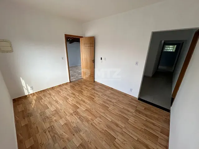 Casa com 280m² 2 quartos e 2 banheiros, à venda, no bairro Jardim Flamboyant em Botucatu
