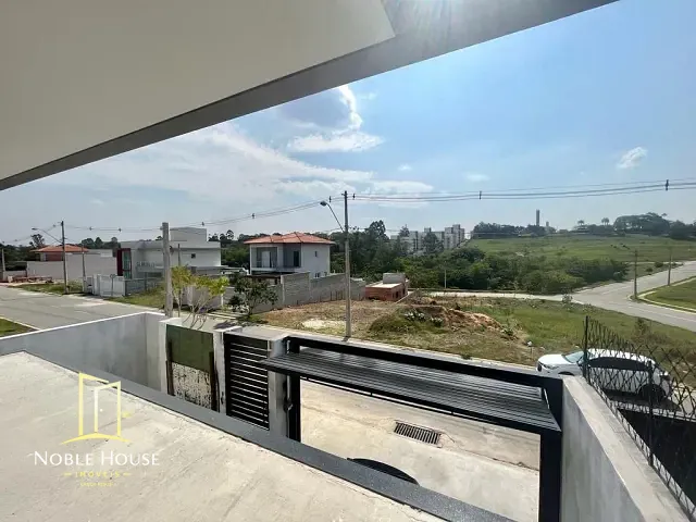 Casa 3 quartos e 4 banheiros, à venda, no bairro Marambaia em Vinhedo
