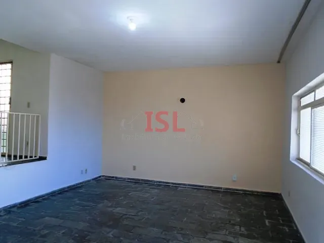 Casa com 350m² 3 quartos e 1 banheiro, à venda, no bairro Jardim Paraíso de Viracopos em Campinas
