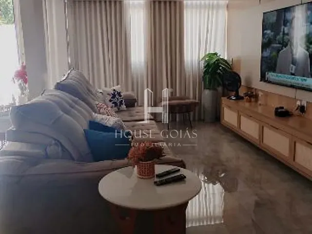 Sobrado com 300m² 4 quartos e 5 banheiros, à venda, no bairro Jardim Europa em Goiânia