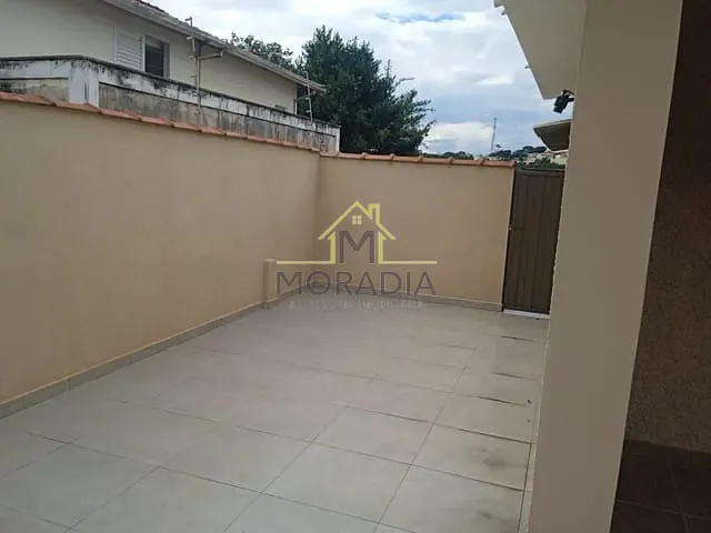 Casa com 360m² 3 quartos e 2 banheiros, para alugar, no bairro Vila Rica em Guaxupé