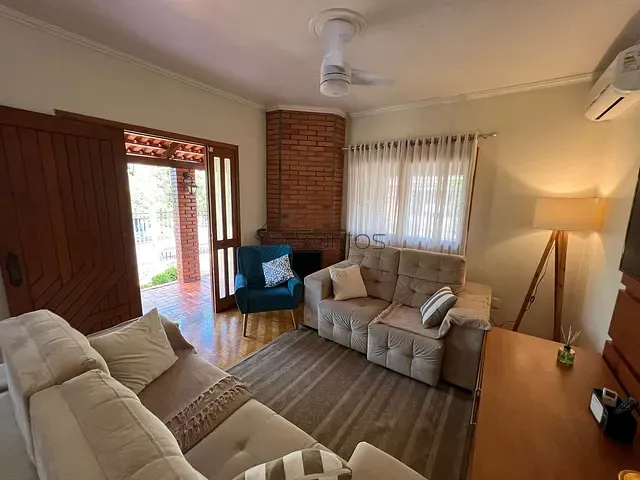 Casa com 336m² 3 quartos e 2 banheiros, à venda, no bairro Penha em Ijuí