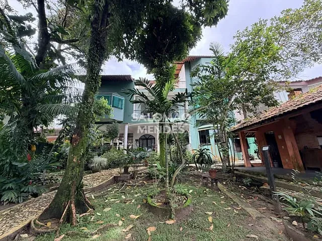 Casa 7 quartos e 8 banheiros, à venda, no bairro Levilândia em Ananindeua
