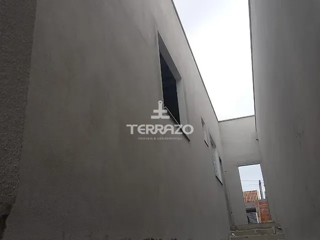 Casa com 150m² 2 quartos e 1 banheiro, à venda, no bairro Roma em Volta Redonda