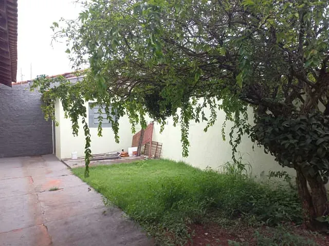 Casa com 360m² 4 quartos e 3 banheiros, à venda, no bairro Flamboyant em Campo Grande