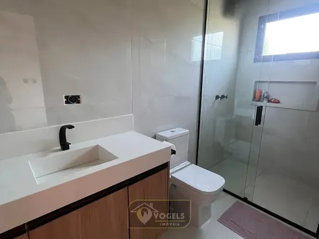 Casa 3 quartos e 4 banheiros, à venda, no bairro Reserva Santa Izabel em Jaguariúna