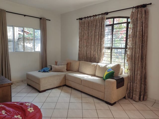 Casa com 406m² 3 quartos e 4 banheiros, à venda, no bairro Jardim América em Goiânia