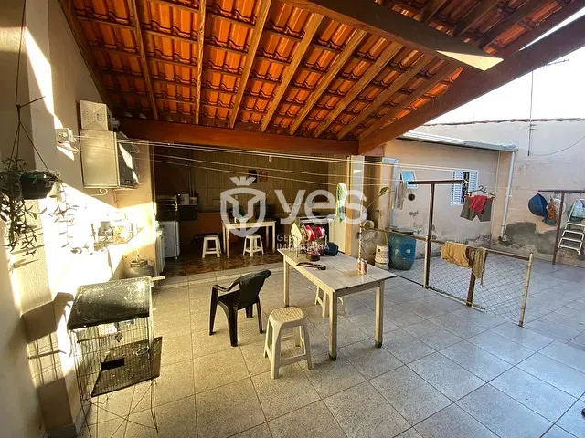 Casa com 225m² 3 quartos e 3 banheiros, à venda, no bairro Conjunto Habitacional Pão de Açúcar em Araxá