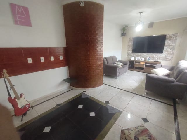Casa com 160m² 3 quartos e 2 banheiros, à venda, no bairro Jardim Primavera em São João da Boa Vista