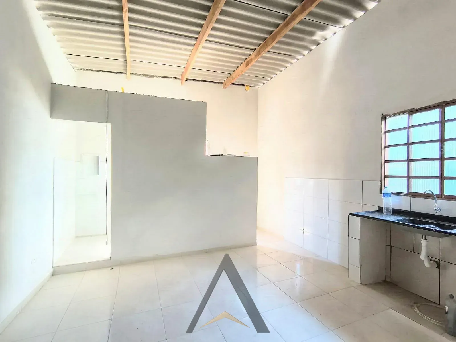 Casa, 1 quarto, 50 m² - Foto 1
