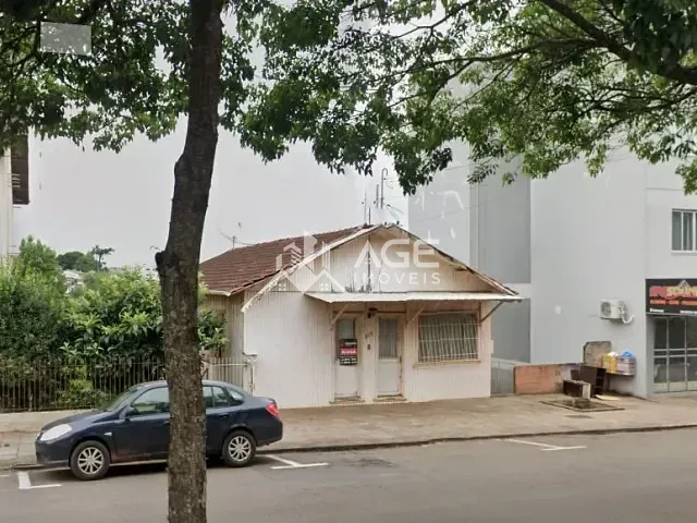 Casa 2 quartos e 1 banheiro, à venda, no bairro Centro em Erechim