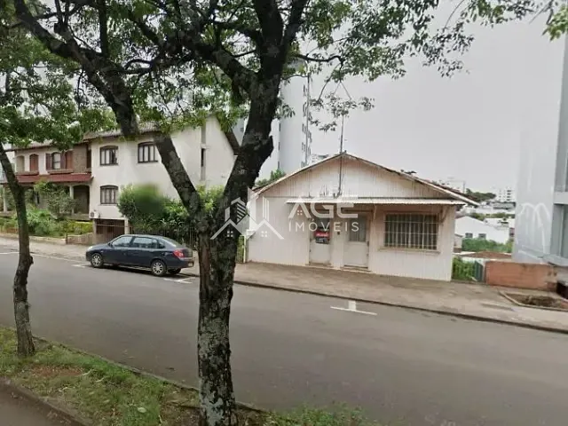 Casa 2 quartos e 1 banheiro, à venda, no bairro Centro em Erechim