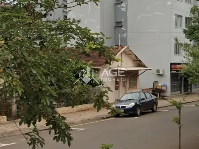 Casa 2 quartos e 1 banheiro, à venda, no bairro Centro em Erechim