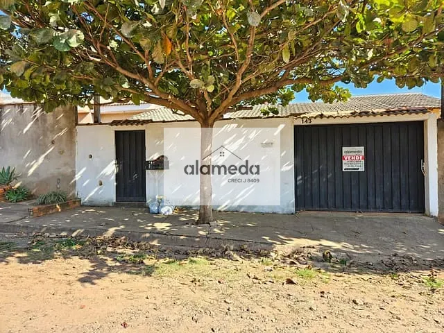 Casa com 180m² 2 quartos e 2 banheiros, à venda, no bairro AEROPORTO em Jacarezinho