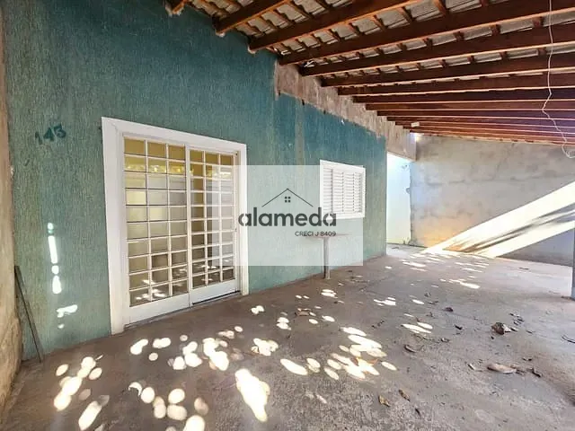 Casa com 180m² 2 quartos e 2 banheiros, à venda, no bairro AEROPORTO em Jacarezinho