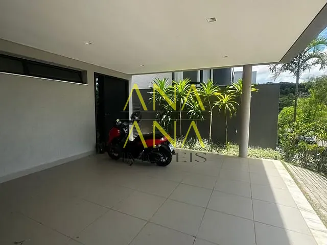 Casa 3 quartos e 5 banheiros, à venda, no bairro Condomínio Residencial Euroville II em Bragança Paulista