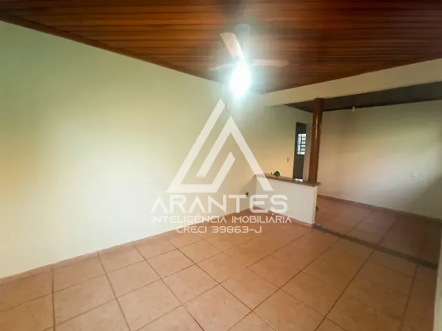 Casa 2 quartos e 1 banheiro, para alugar, no bairro CRISTIANO DE CARVALHO em Barretos