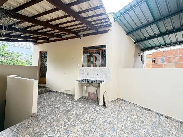 Kitnet 1 quarto e 1 banheiro, para alugar, no bairro São Luiz em Betim