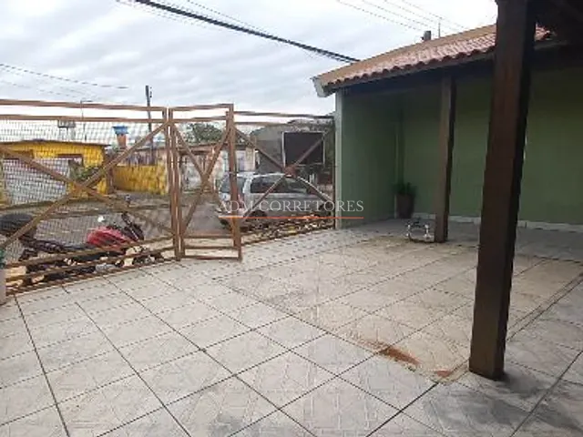 Casa com 300m² 3 quartos e 1 banheiro, à venda, no bairro Parque Granja Esperança em Cachoeirinha