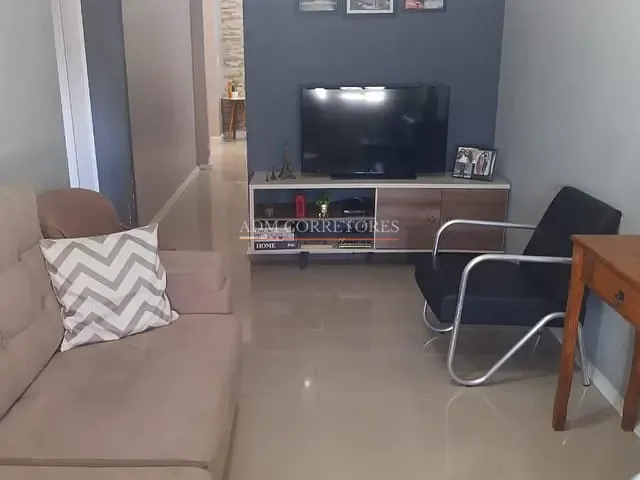 Casa com 300m² 3 quartos e 1 banheiro, à venda, no bairro Parque Granja Esperança em Cachoeirinha
