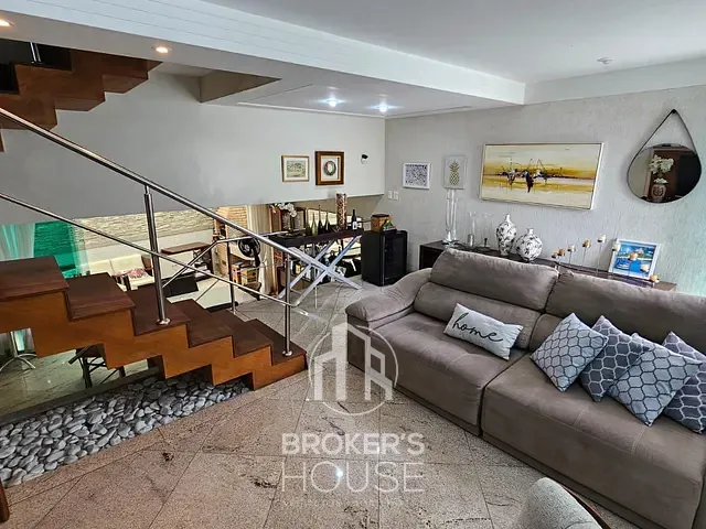 Casa com 270m² 3 quartos e 4 banheiros, à venda, no bairro Bairro de Lourdes em Vitória