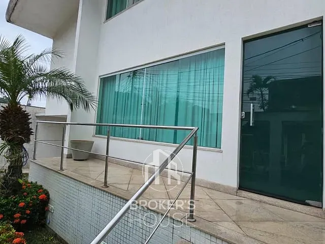 Casa com 270m² 3 quartos e 4 banheiros, à venda, no bairro Bairro de Lourdes em Vitória