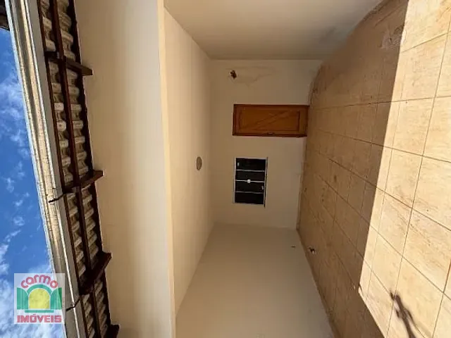 Casa com 200m² 3 quartos e 2 banheiros, à venda, no bairro Jardim Itália em Anápolis