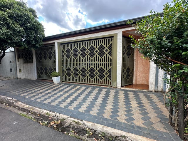 Casa com 315m² 5 quartos e 3 banheiros, à venda, no bairro Jardim Pérola em Santa Bárbara D'Oeste