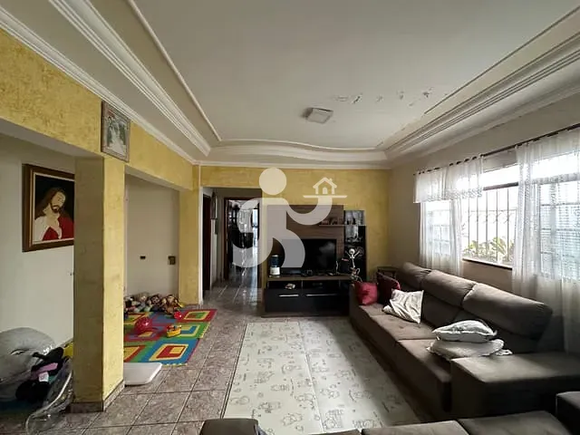 Casa com 315m² 5 quartos e 3 banheiros, à venda, no bairro Jardim Pérola em Santa Bárbara D'Oeste