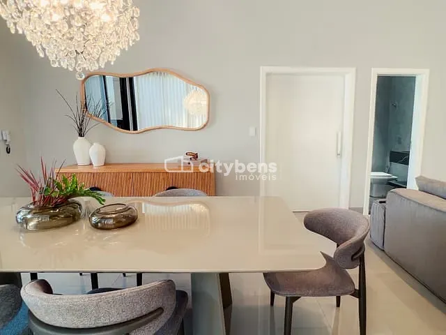 Casa 3 quartos e 5 banheiros, à venda, no bairro Santa Luzia em Araçatuba