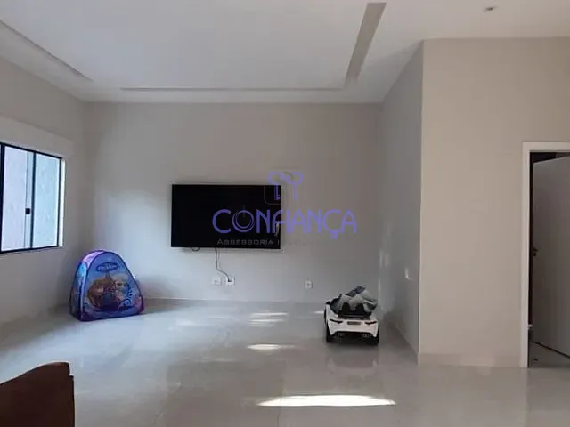 Casa com 450m² 3 quartos e 4 banheiros, à venda, no bairro Campo Grande em Rio de Janeiro