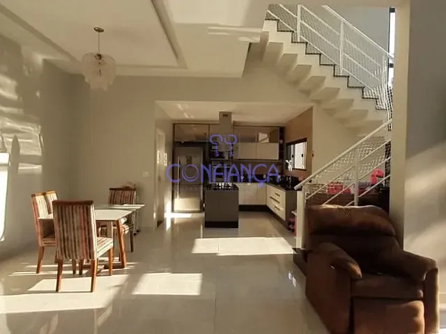 Casa com 450m² 3 quartos e 4 banheiros, à venda, no bairro Campo Grande em Rio de Janeiro