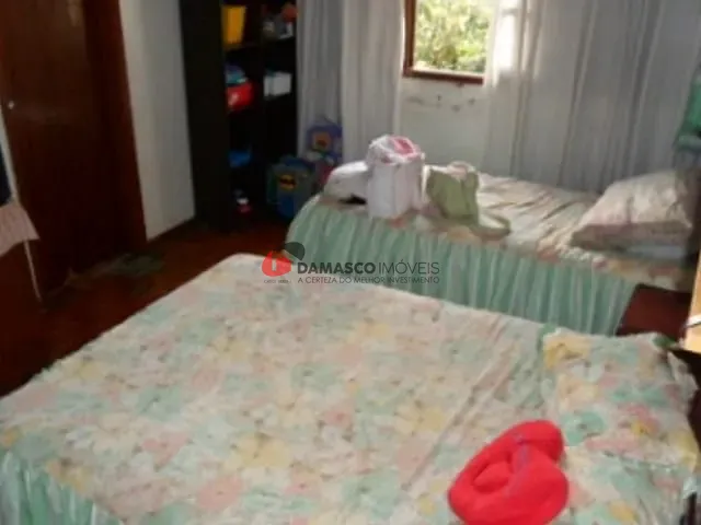 Casa com 400m² 3 quartos e 1 banheiro, à venda, no bairro Vila Bastos em Santo André