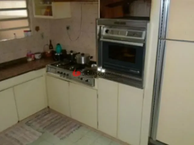 Casa com 400m² 3 quartos e 1 banheiro, à venda, no bairro Vila Bastos em Santo André