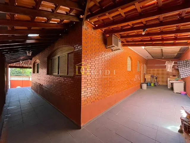 Casa 3 quartos e 2 banheiros, à venda, no bairro Jardim Tendá em Porto Feliz